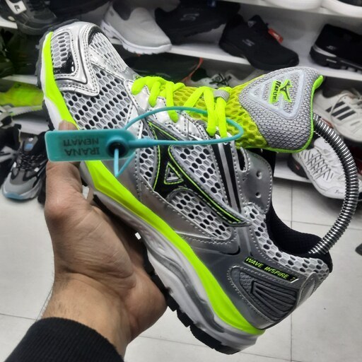 Novo tenis hot sale mizuno 2018