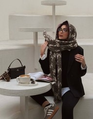 تصویر بیگ اسکارف پشمی با قیمت باور نکردنی 