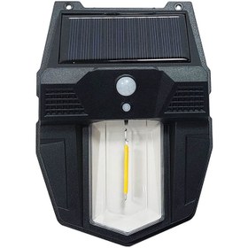 تصویر چراغ خورشیدی طرح بتمن Batman solar light