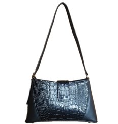 تصویر کیف چرم زنانه مدل پریا 