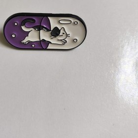 تصویر سنجاق سینه پزشکی 