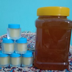 تصویر 10 گرم ژل رویال حل شده در 100 گرم عسل کنار (مستقیم از زنبور دار) 