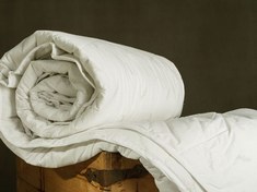 تصویر لحاف دونفره سوپر ساده سفيد240*220 داخلی لایکو 