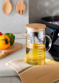 تصویر روغن ریز درب چوبی 