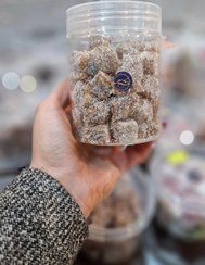 تصویر لوکوم انجیری با مغز گردو - ۱کیلوگرمی 