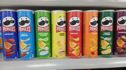 تصویر چیپس پرینگز ۱۶۵ گرم در ۹ طعم Pringles
