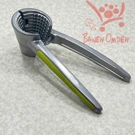 تصویر گردوشکن سبز 