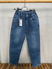 تصویر شلوار جین تک طرح مام فیت 