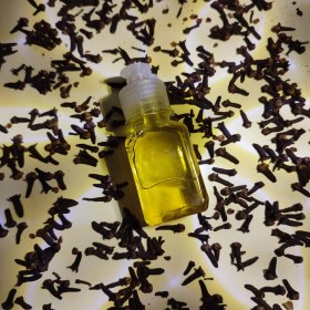 تصویر روغن میخک طبیعی 60 سی سی 