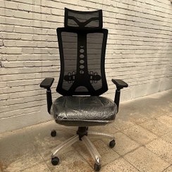 تصویر صندلی اداری ضد تعریق 