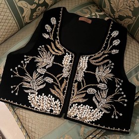 تصویر جلیقه مشکی پردیتیل 