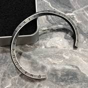 تصویر دستبند مردانه پیچی استیل 