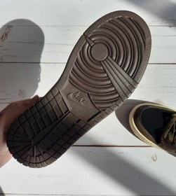 تصویر ایرنایک مشکی قهوه ای 