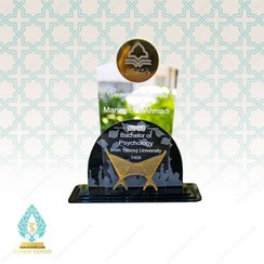 تصویر تندیس فارغ‌التحصیلی زبان و ادبیات فارسی T140422 