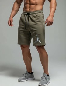 تصویر پکیج کد S3023 شامل تیشرت + شلوارک با تم خاکی 