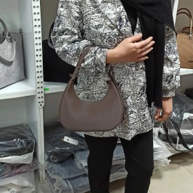 تصویر کیف پاسپورتی قایقی 