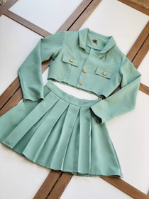 تصویر کت و دامن سبز 