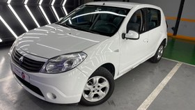 تصویر رنو ساندرو مدل 1397 ا اتوماتیک اتوماتیک