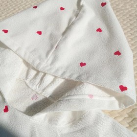 تصویر حوله گلدوزی پانچو 