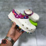 تصویر صندل زنانه کراکس مدل هایکر کلاسیک رنگارنگ 