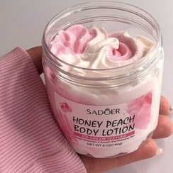 تصویر بستنی روشن کننده و نرم کننده پوست بدن سادور SADOER Sadoer body lotion honey peach