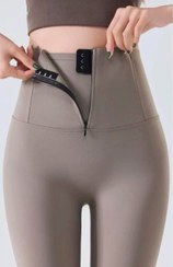 تصویر لگ زنانه اسلیم افکت زیپدار رنگ قهوه ای، طوسی و مشکی 