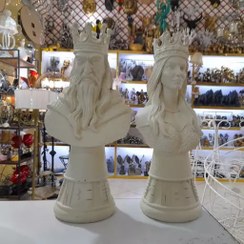 تصویر مجسمه شاه و ملکه دوتایی پلی استری با کیفیت عالی 