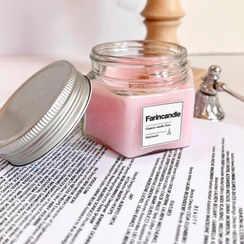 تصویر شمع گیاهی و معطر شیشه ای با رنگ سفارشی 