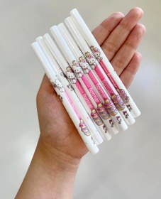 تصویر خط چشم ماژیکی کیتی 