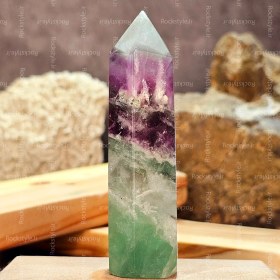 تصویر منشور سنگ فلوریت 