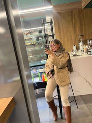 تصویر کاپشن رنگ کرمی 