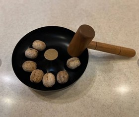 تصویر گردو شکن کاسه ای 