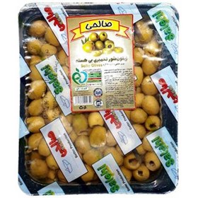 تصویر زیتون شور بدون هسته صالحی 700 گرمی 