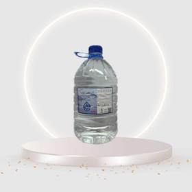 تصویر آب مقطر دیونیزه 