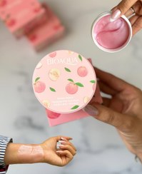 تصویر پچ دور چشم هلو 