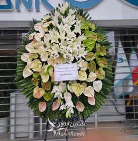 تصویر تاج گل پایه فلزی کد 516 