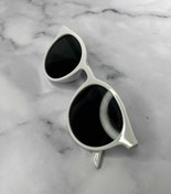 تصویر عینک آفتابی جنتل 