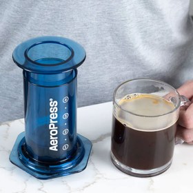 تصویر قهوه‌ساز اروپرس شفاف - آبی AeroPress Clear 