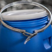 تصویر بشکه ۱۲۰ لیتری درب رینگی با کمربند فلزی 