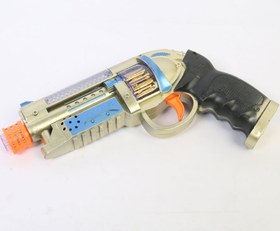 تصویر تفنگ موزیکال و چراغدار اسباب بازی مدل جنگ ستارگان 
