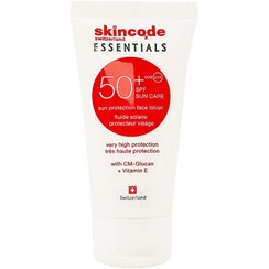 تصویر کرم ضد آفتاب بی‌رنگ +SPF50 اسکین کد مناسب انواع پوست حجم 50 میل 