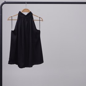 تصویر تاپ یقه چین 