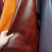 تصویر چرم بزی عسلی ابروباد | ویژگی‌ها و کاربردهای چرم بزی عسلی ابروباد 