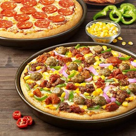 تصویر قالب پیتزا امریکایی 32 سانتیمتر سه نفره مخصوص 