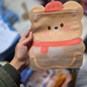 تصویر زیپ کیپ طرح خرس کلاهدار 