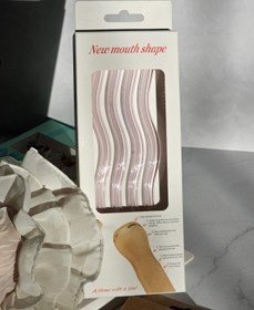 تصویر نی پیرکس پیچ پیچی صورتی 