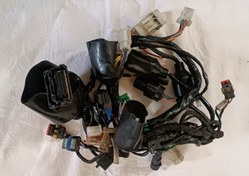 تصویر سیم کشی کامل موتورسیکلت انژکتور هوندا ۱۵۰ و ۲۰۰ استوک اصلی 