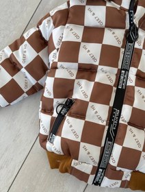 تصویر کاپشن چارخونه سفید قهوه ای 