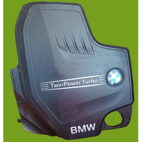 تصویر کاور روی موتور بی ام و BMW 