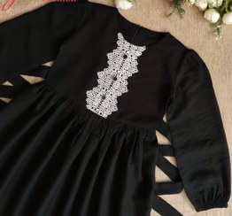 تصویر پیراهن مشکی دخترانه با دانتل سفید - سایز 